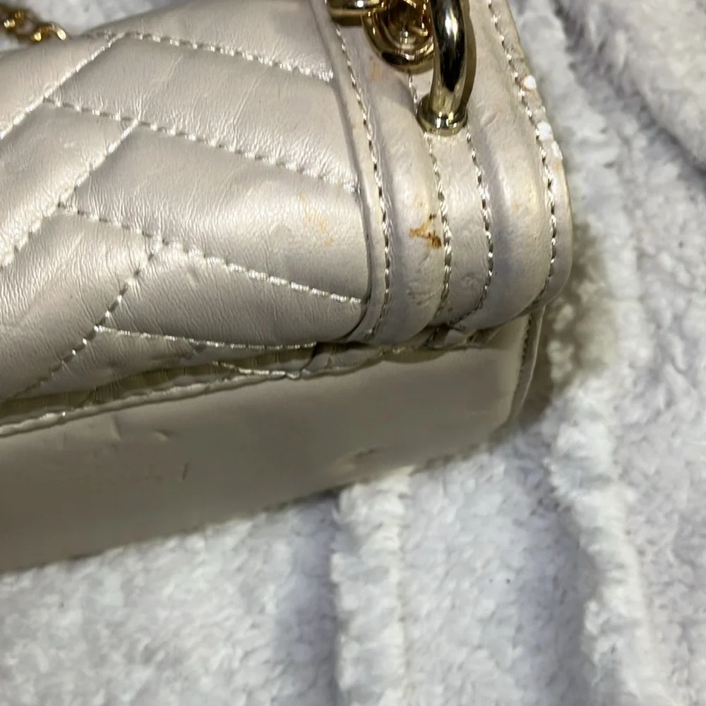Gold BCBG Paris Chain Strap Crossbody Bag - Picture 6 of 10